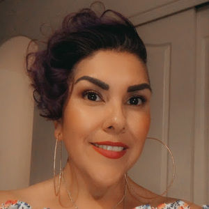 Meet your Posher, Yvonne